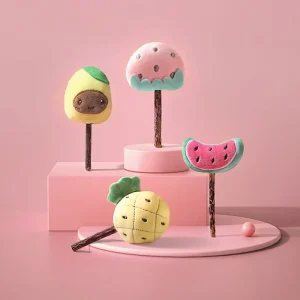 Set van kattenspeeltjes in de vorm van fruit