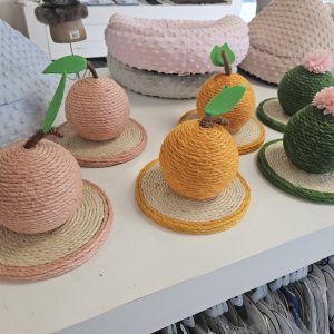 chin kittenpaal pink cherry